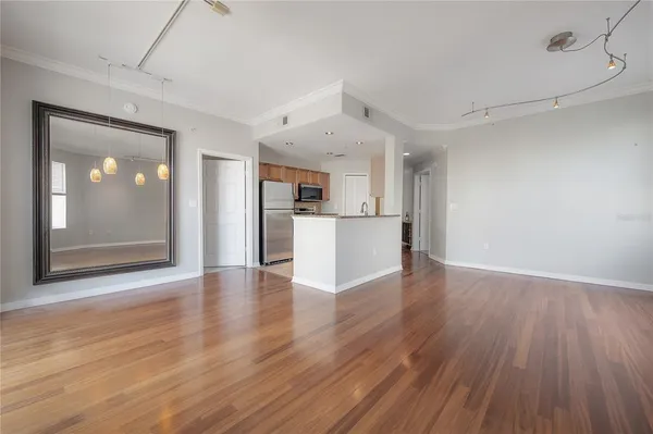 $4,500 | 700 South Harbour Island Boulevard, Unit 329, Tampa, FL 33602