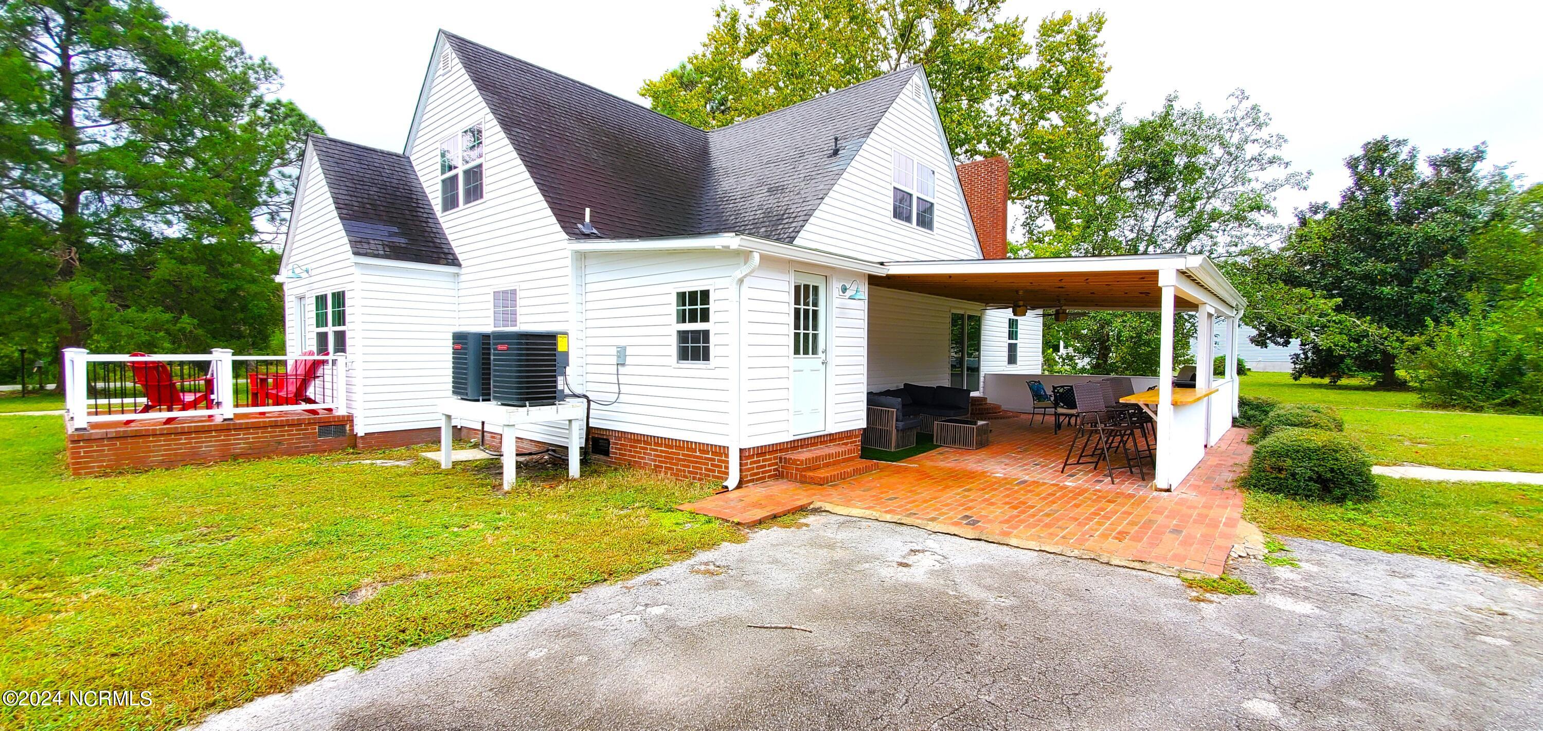 502 Sandy Point Road New Bern, NC 28560 - Photo 50 of 59 Porches