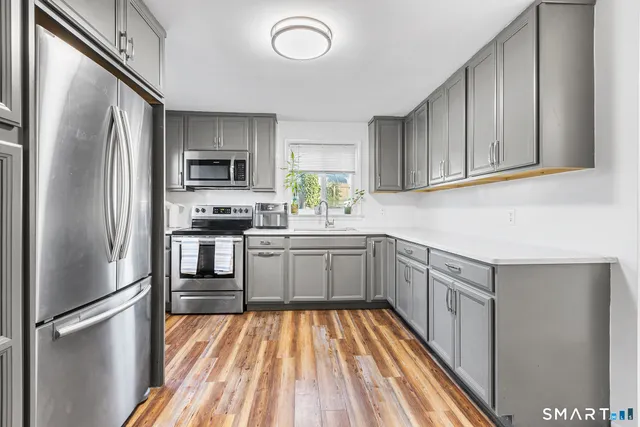 $599,000 | 12 Sention Avenue, Norwalk, CT 06850