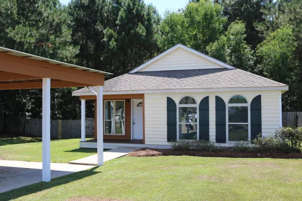 $179,000 | 170 Hawthorne Drive, Hattiesburg, MS 39402