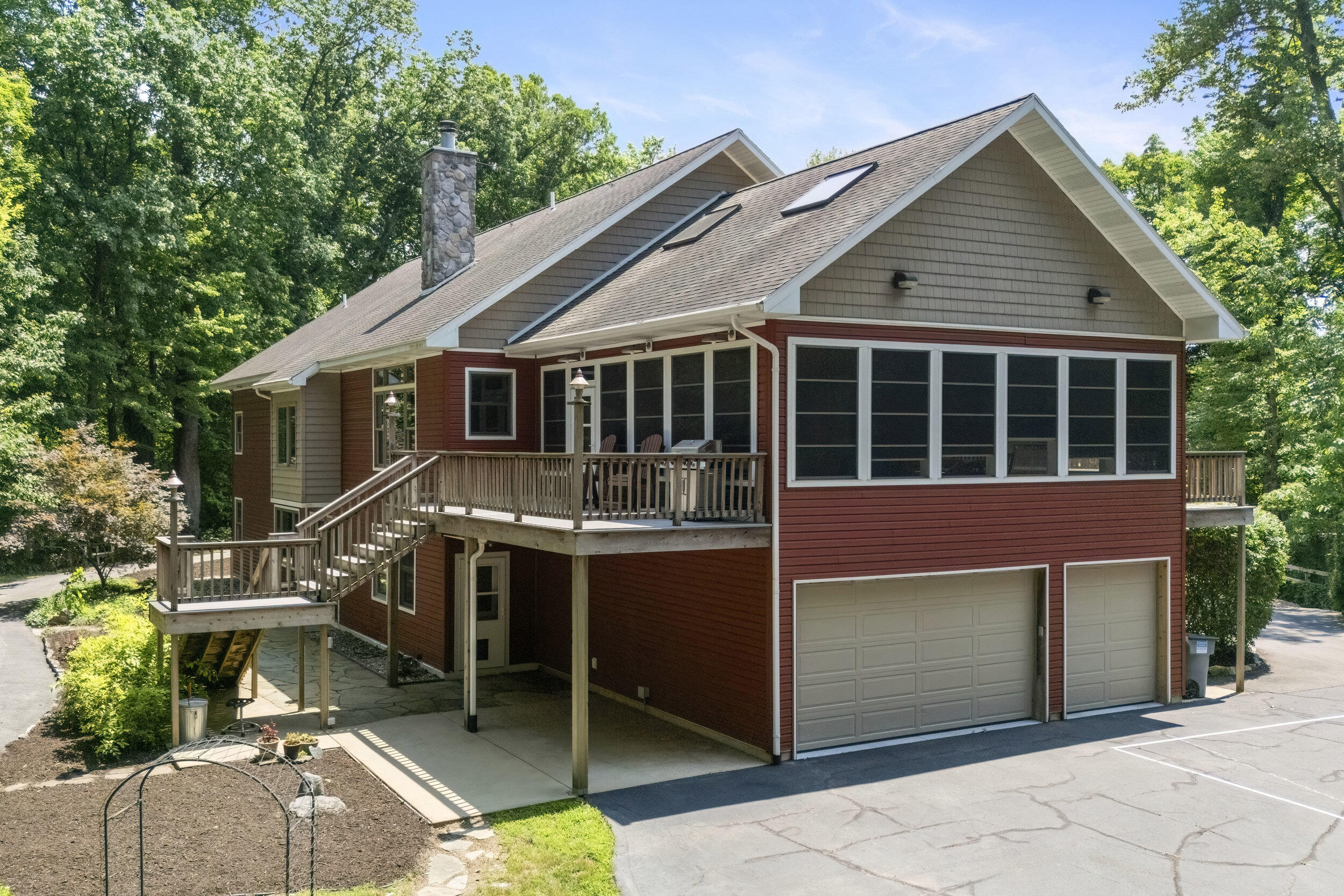 13077 Wilson Road New Buffalo, MI 49117 - Photo 9 of 50 5_dji_20250709141921_0111_ddn