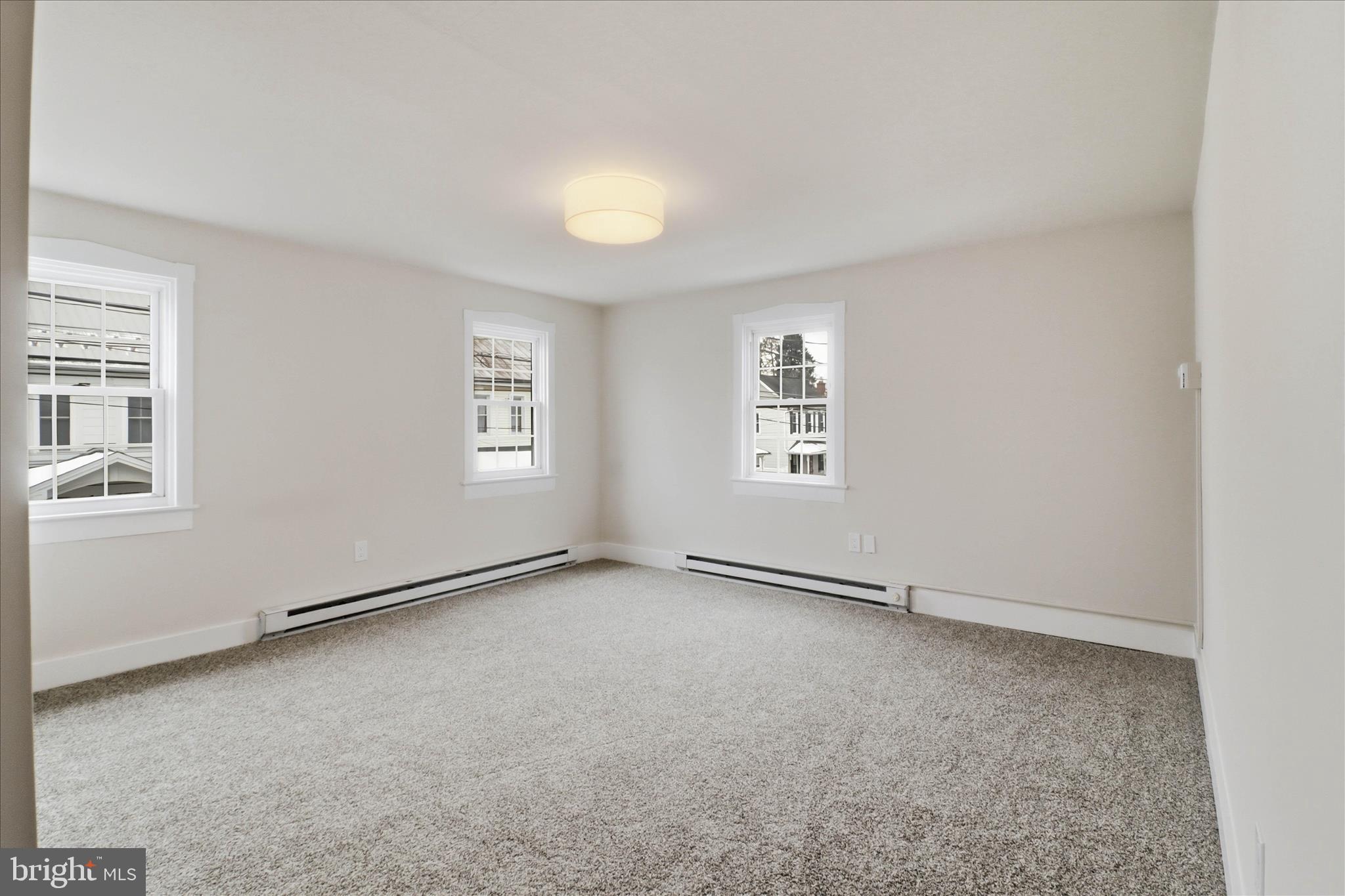 146 North Cedar Street Lititz, PA 17543 - Photo 14 of 58