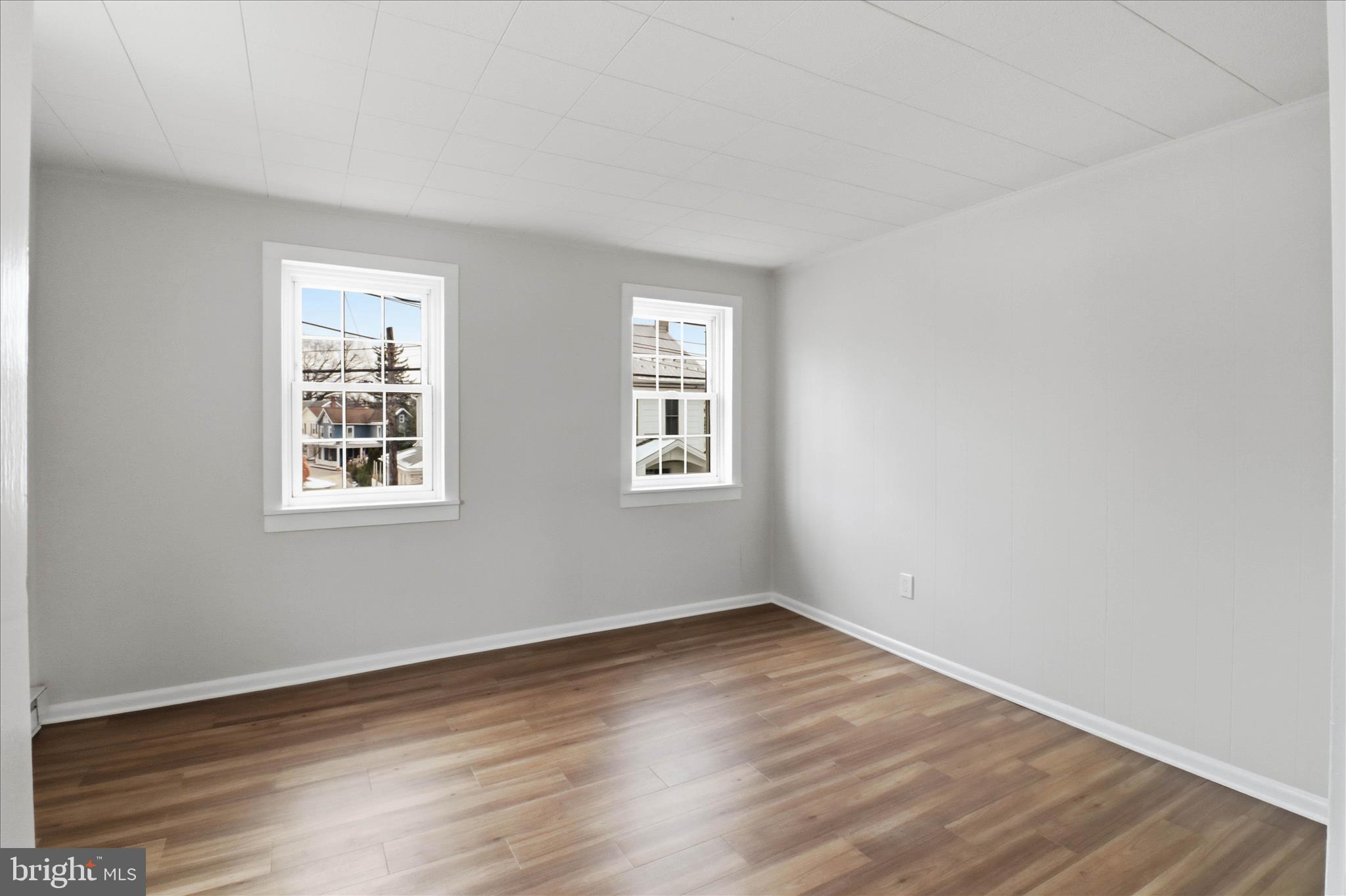 146 North Cedar Street Lititz, PA 17543 - Photo 17 of 58