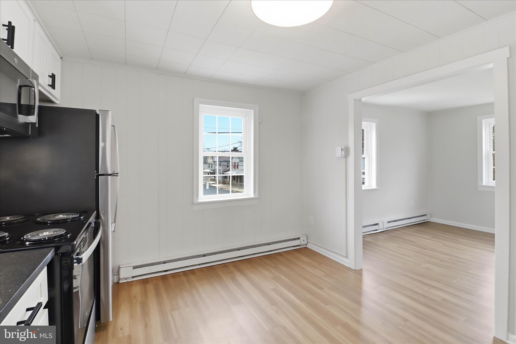 146 North Cedar Street Lititz, PA 17543 - Photo 22 of 58