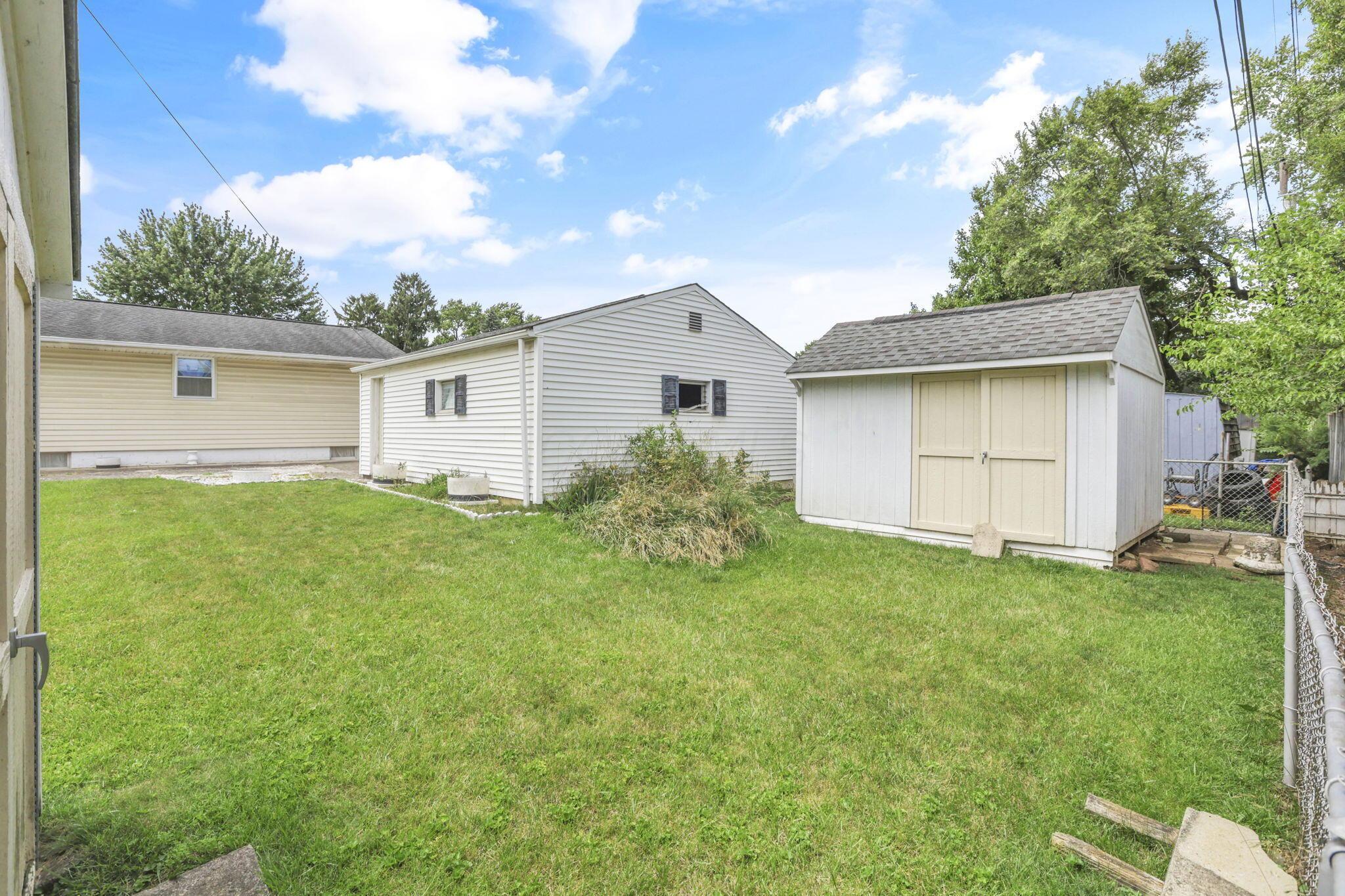 3142 Hillgate Road Columbus, OH 43207 - Photo 41 of 42 41-web-or-mls-939A4723