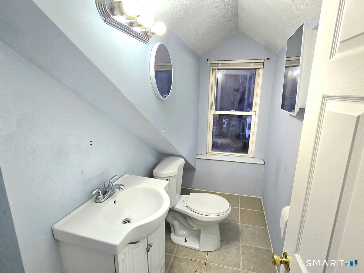 46 Mountain Street, Unit 2 Vernon, CT 06066 - Photo 10 of 14