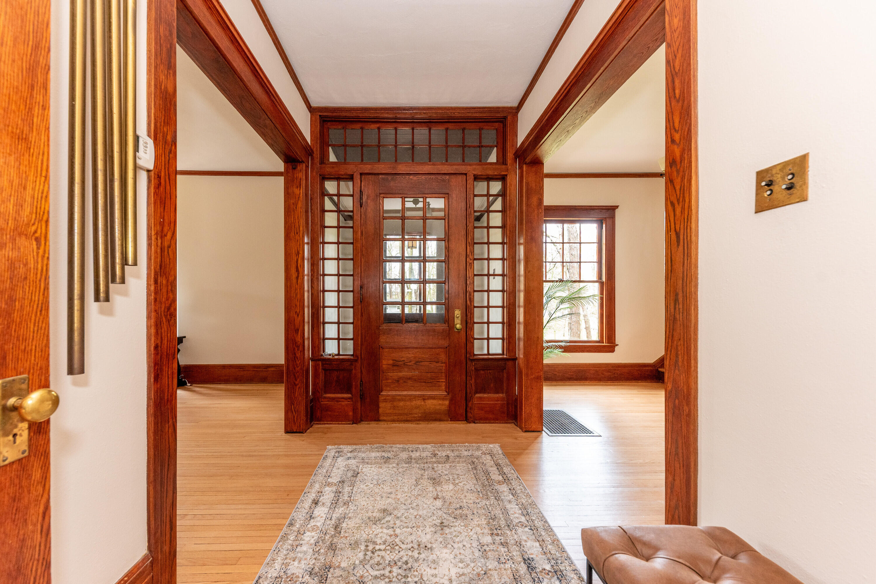 1930 Cambridge Road Ann Arbor, MI 48104 - Photo 2 of 59 Foyer