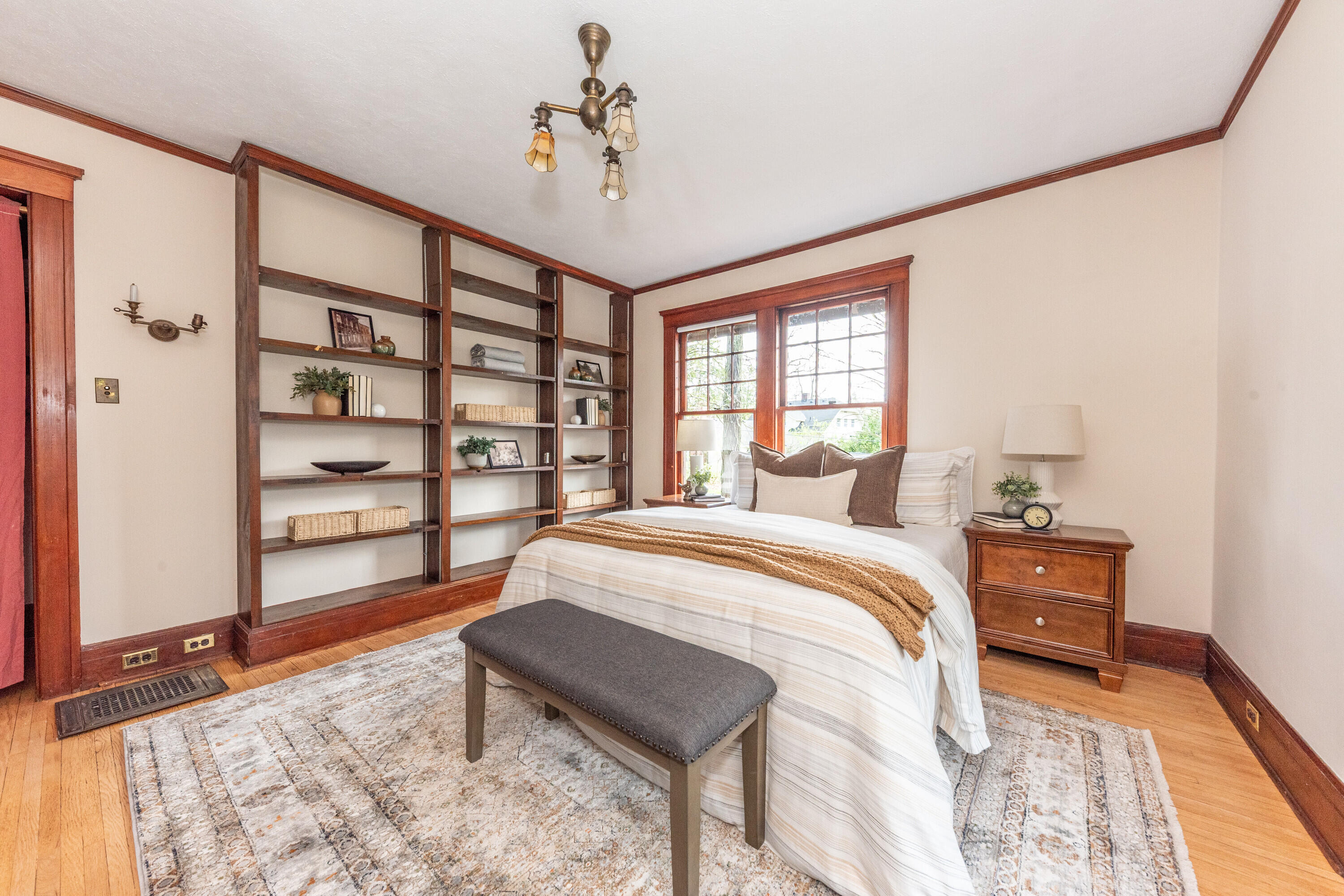 1930 Cambridge Road Ann Arbor, MI 48104 - Photo 21 of 59 Bedroom 1