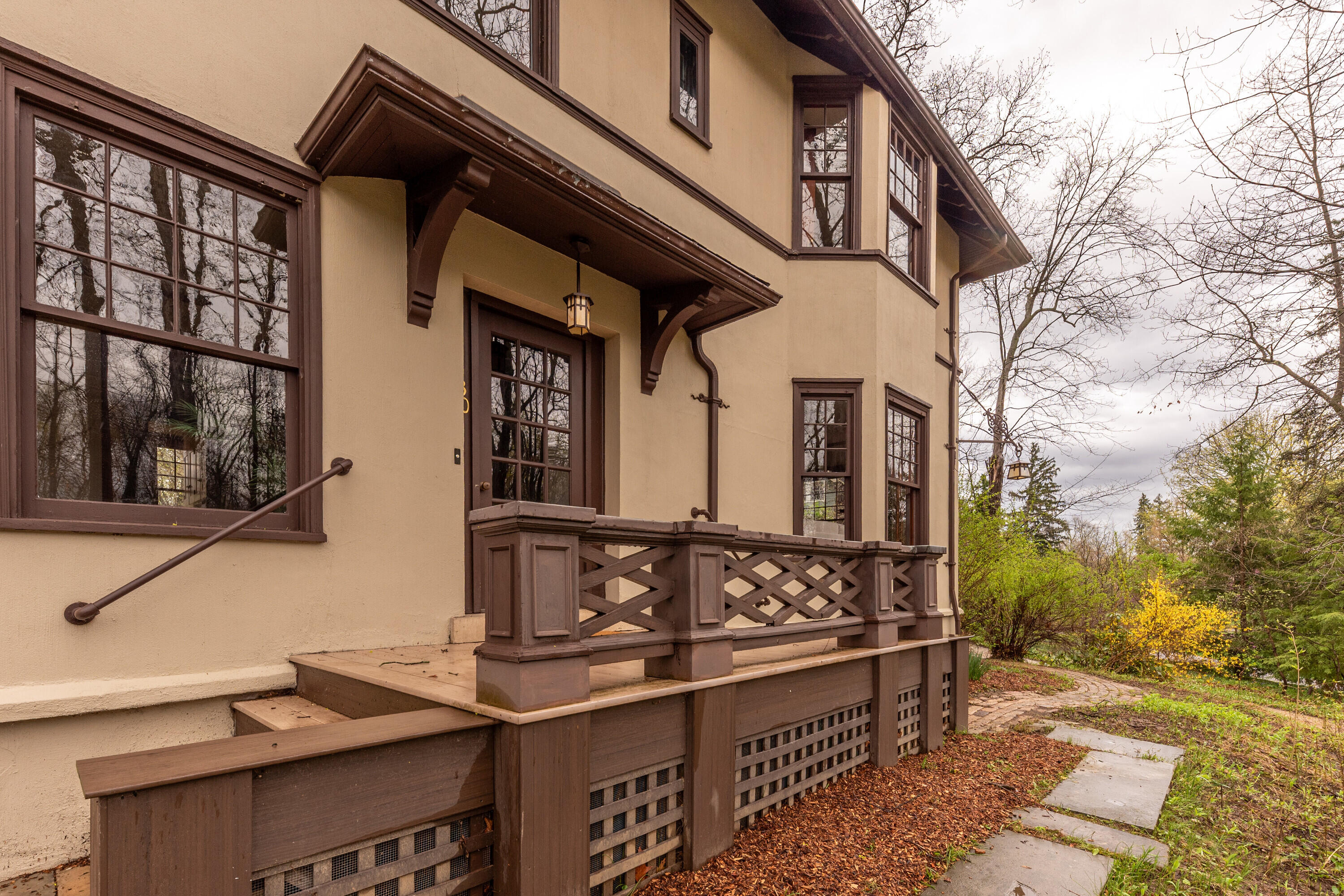 1930 Cambridge Road Ann Arbor, MI 48104 - Photo 47 of 59 Entry