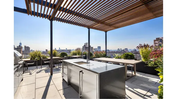 $4,650,000 | 215 West 28th Street, Unit 15A | Chelsea