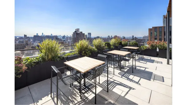 $4,650,000 | 215 West 28th Street, Unit 15A | Chelsea