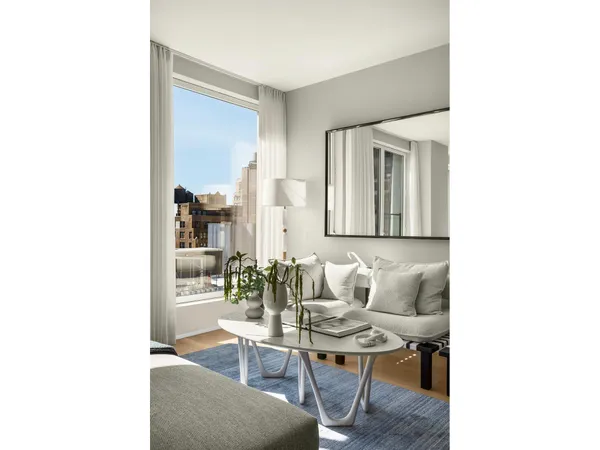 $4,650,000 | 215 West 28th Street, Unit 15A | Chelsea