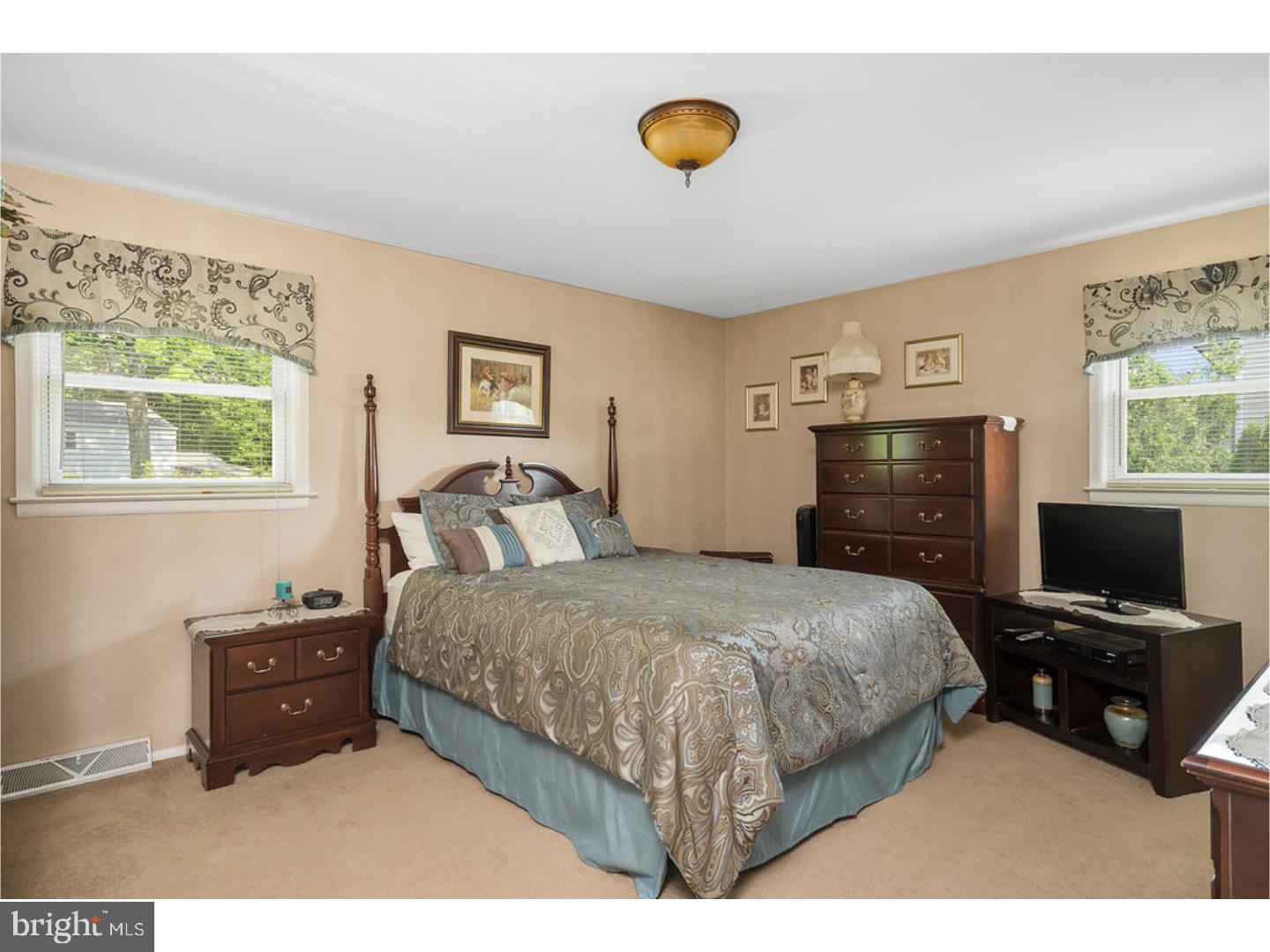 17 Maitland Road Hamilton, NJ 08620 - Photo 21 of 24