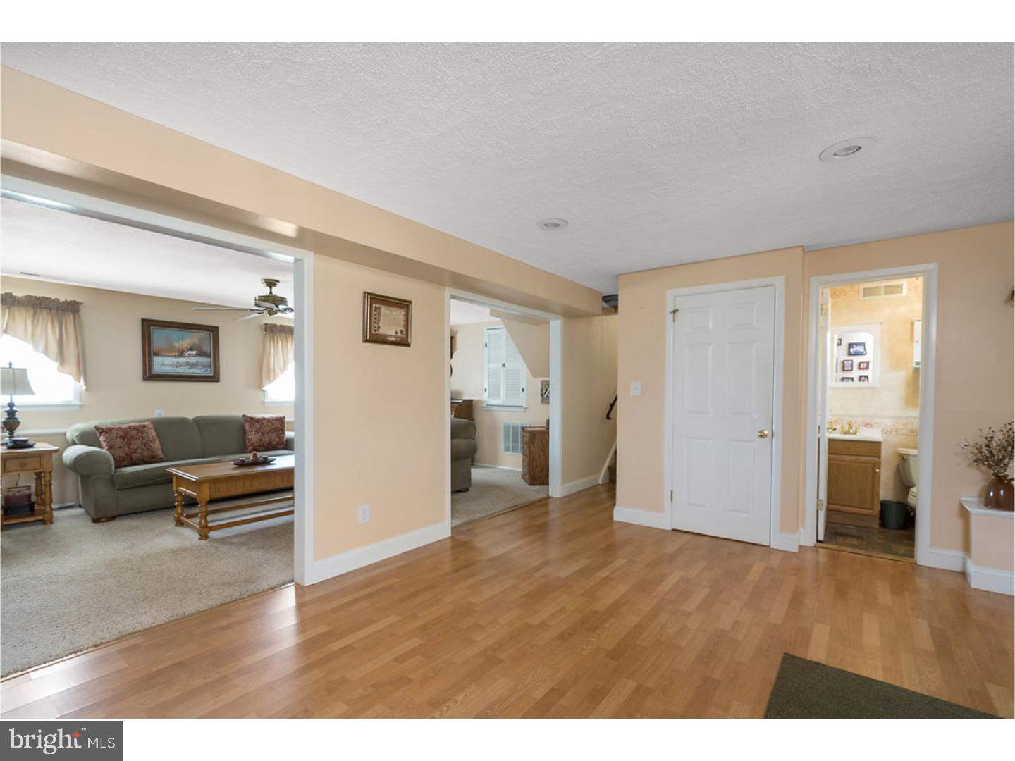 17 Maitland Road Hamilton, NJ 08620 - Photo 10 of 24