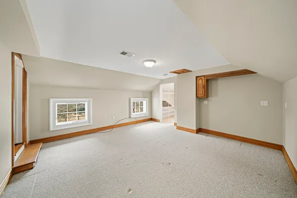 $687,500 | 16645 Lasher Road, Hinckley, IL 60520