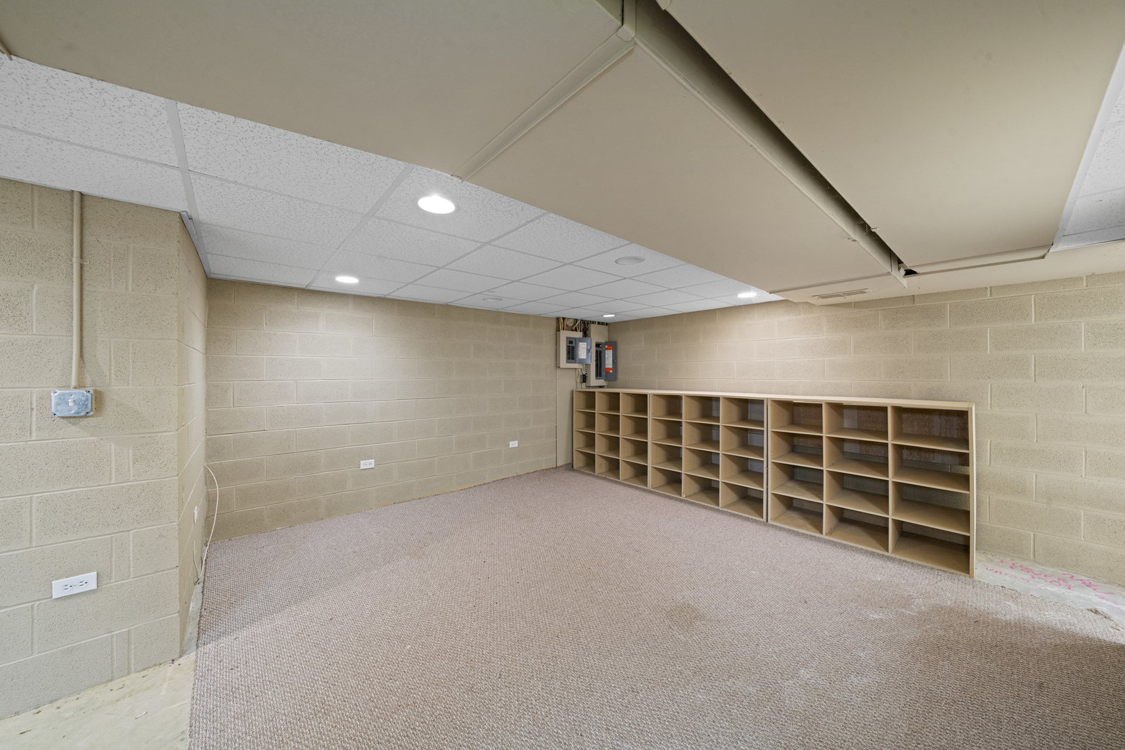 16645 Lasher Road Hinckley, IL 60520 - Photo 33 of 80 a view of an empty room