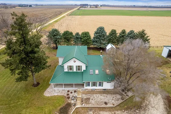 $687,500 | 16645 Lasher Road, Hinckley, IL 60520
