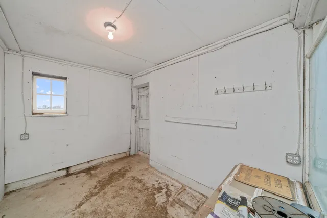 $700,000 | 16645 Lasher Road, Hinckley, IL 60520