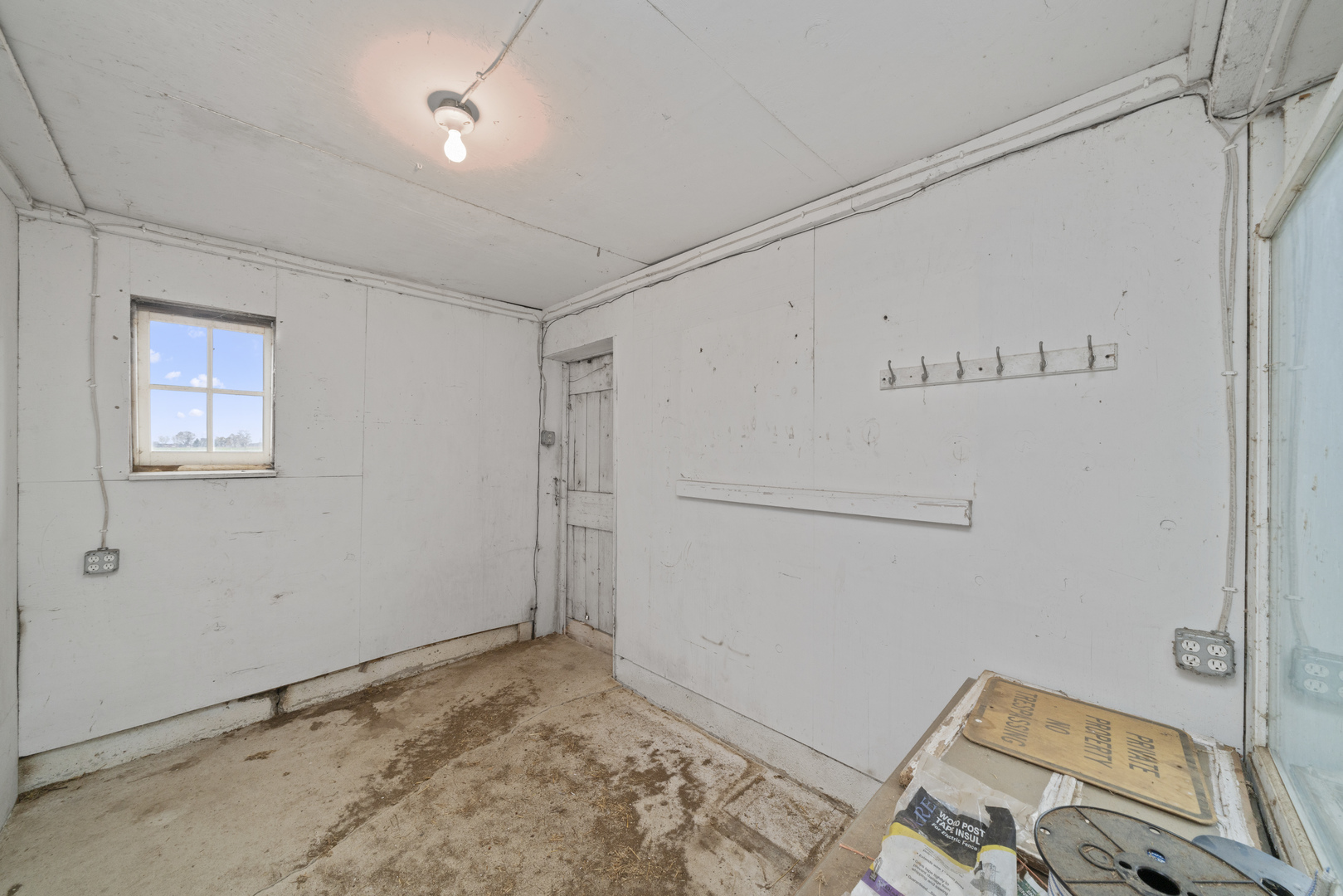 16645 Lasher Road Hinckley, IL 60520 - Photo 53 of 80 a view of a room with rack on the wall
