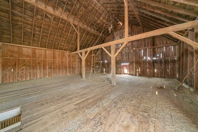 $700,000 | 16645 Lasher Road, Hinckley, IL 60520