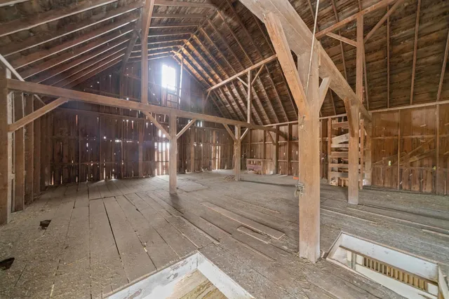 $700,000 | 16645 Lasher Road, Hinckley, IL 60520