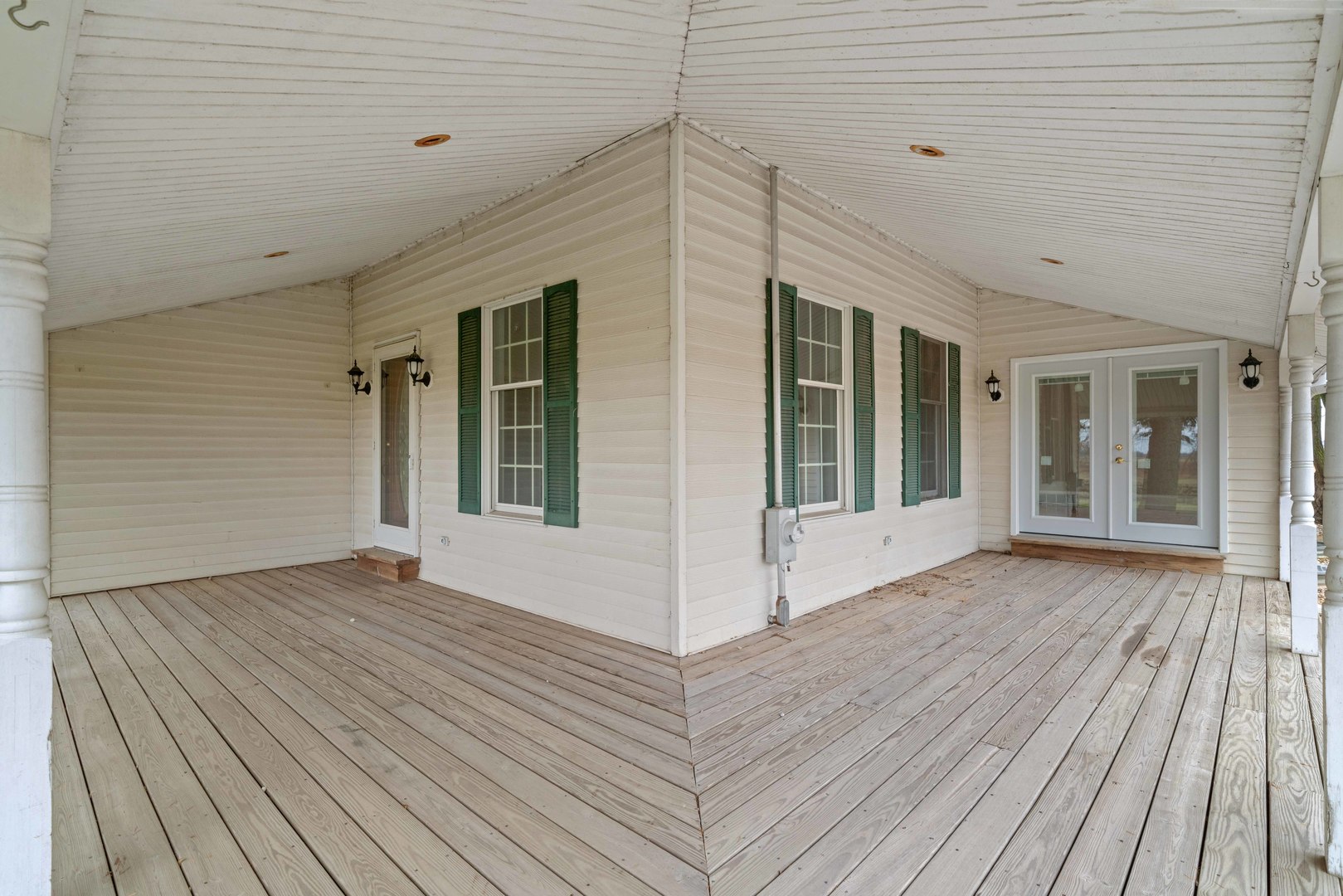 16645 Lasher Road Hinckley, IL 60520 - Photo 6 of 80 a view of house with deck and wooden floor