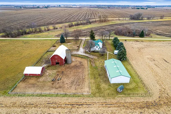 $687,500 | 16645 Lasher Road, Hinckley, IL 60520