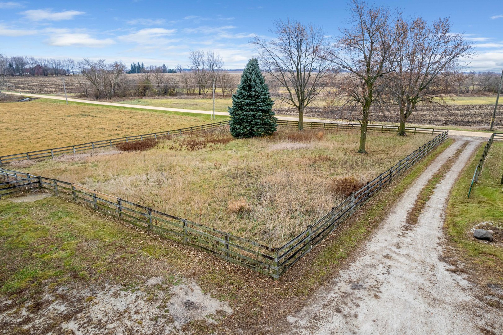 16645 Lasher Road Hinckley, IL 60520 - Photo 73 of 80 a view of a yard with an outdoor space