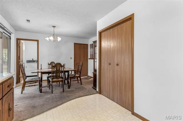 $224,400 | 2920 Highway 221, Doe Run, MO 63637