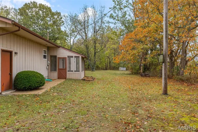 $224,400 | 2920 Highway 221, Doe Run, MO 63637