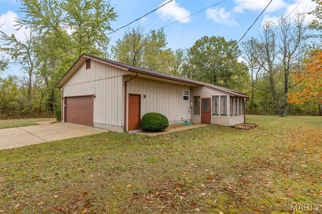 $224,400 | 2920 Highway 221, Doe Run, MO 63637