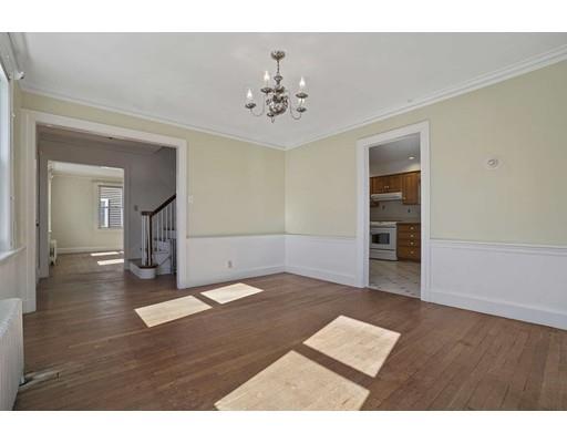 35 Lodge Road Newton, MA 02465 - Photo 4 of 12