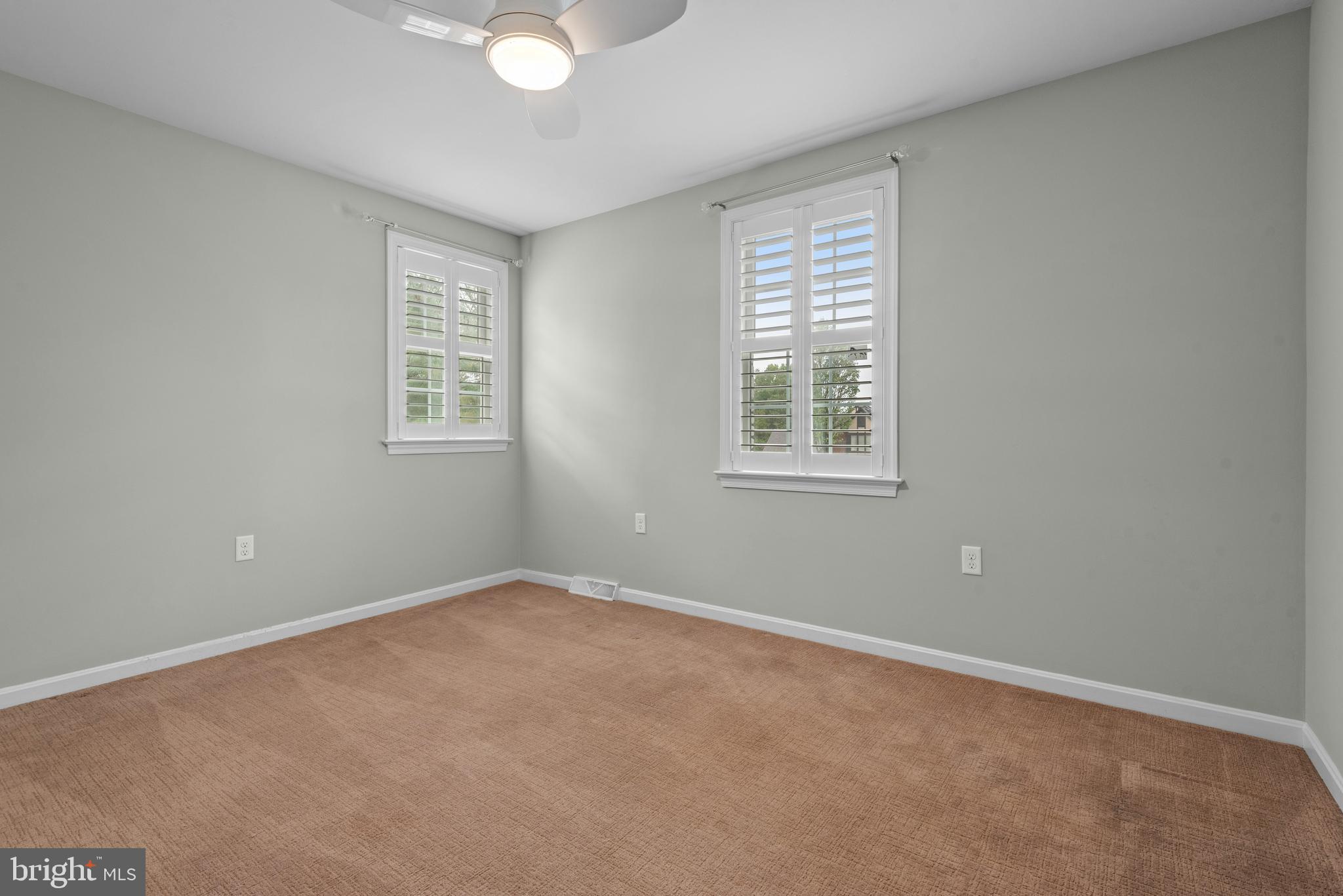 1325 Olde Saybrook Road Lancaster, PA 17601 - Photo 53 of 80 an empty room with windows and closet
