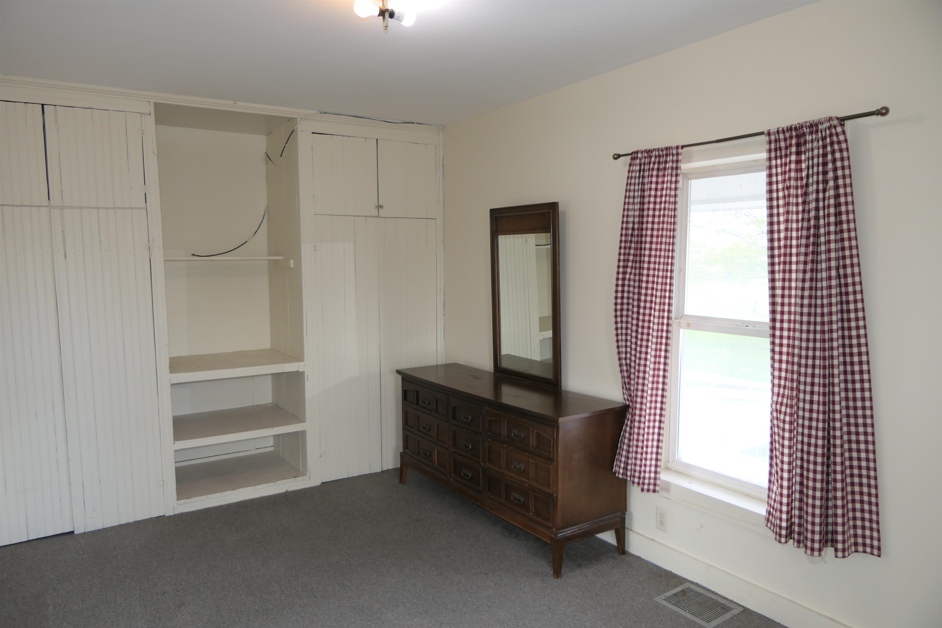 5 Gore Road Highgate, VT 05459 - Photo 16 of 18