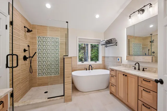 $1,600,000 | 2960 Highland Court, Mound, MN 55364