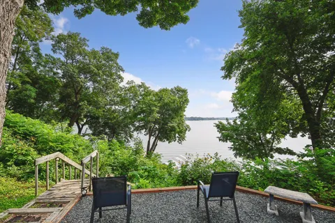 $1,695,000 | 2960 Highland Court, Mound, MN 55364