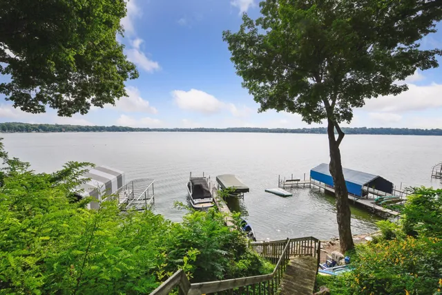 $1,600,000 | 2960 Highland Court, Mound, MN 55364