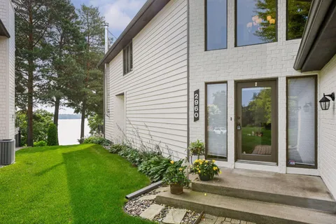 $1,695,000 | 2960 Highland Court, Mound, MN 55364