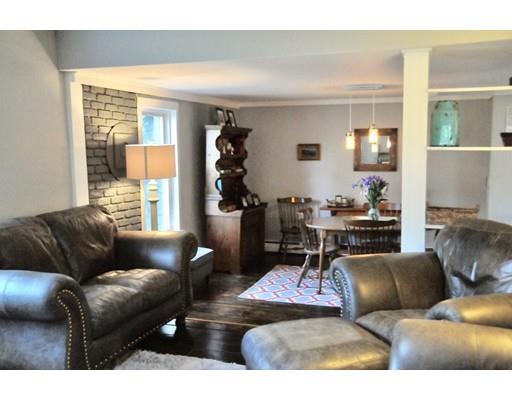 10 Collette Road Sturbridge, MA 01518 - Photo 6 of 30 a living room with furniture and a window