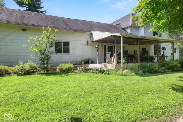 $1,900,000 | 7207 North County Road 200 West, Lizton, IN 46149