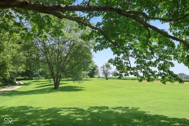 $1,900,000 | 7207 North County Road 200 West, Lizton, IN 46149