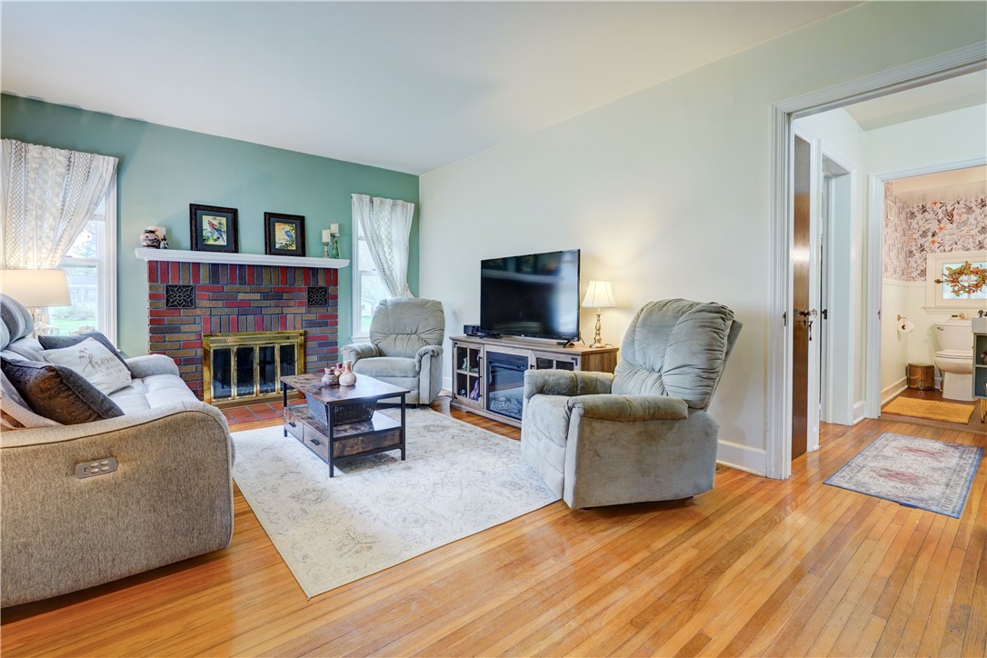 4840 Ridge Road Williamson, NY 14589 - Photo 4 of 45
