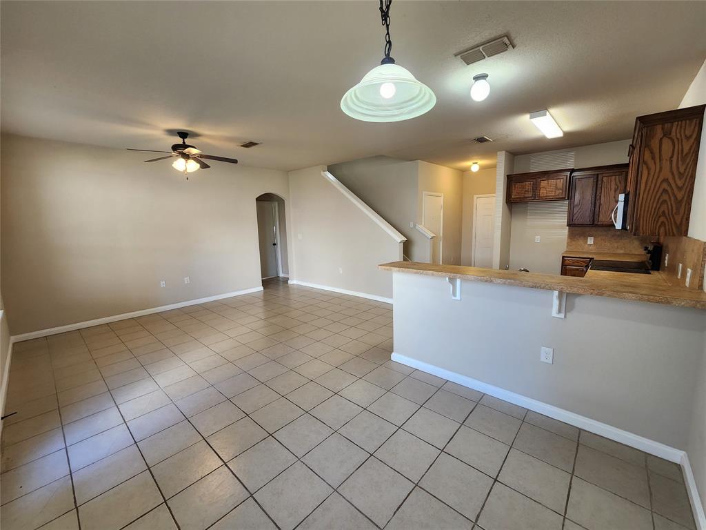 130 Del Rio Avenue, Unit A Benbrook, TX 76126 - Photo 5 of 22