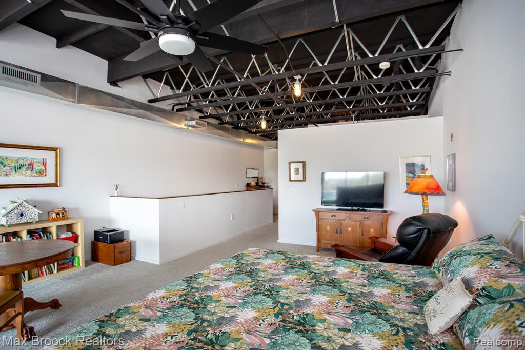 211 East 9 Mile Road, Unit 307 Ferndale, MI 48220 - Photo 47 of 60