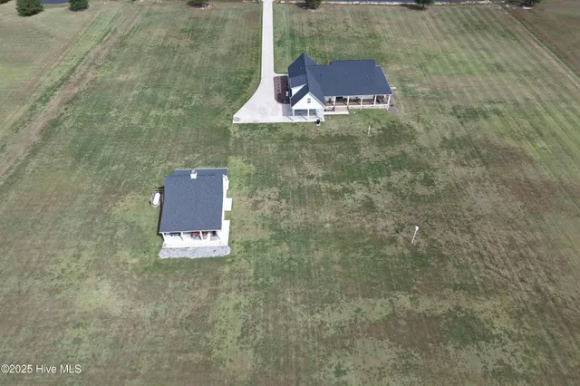 $849,000 | 260 Southwind Drive, Washington, NC 27889