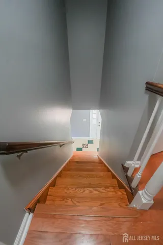 $565,000 | 1308 Merrywood Drive, Edison, NJ 08817