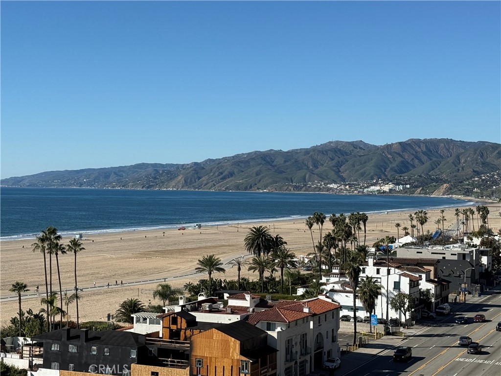 1108 18th Street, Unit 7 Santa Monica, CA 90403 - Photo 26 of 26 a view of a city