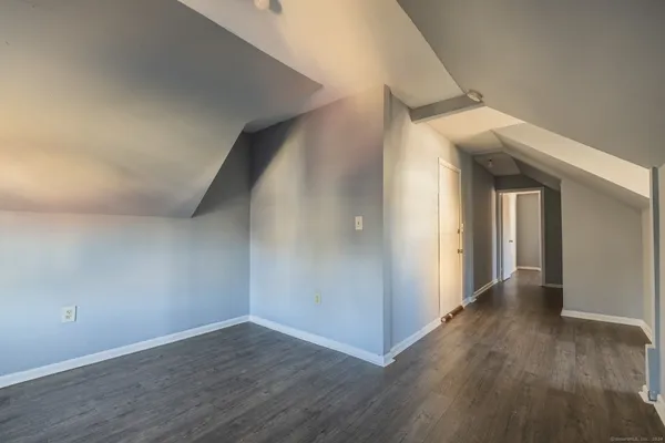 $1,450 | 56 Park Avenue, Unit 301, Bridgeport, CT 06604