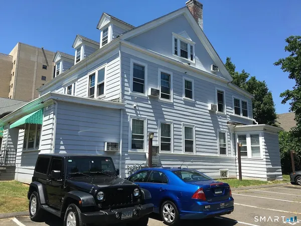 $1,450 | 56 Park Avenue, Unit 301, Bridgeport, CT 06604