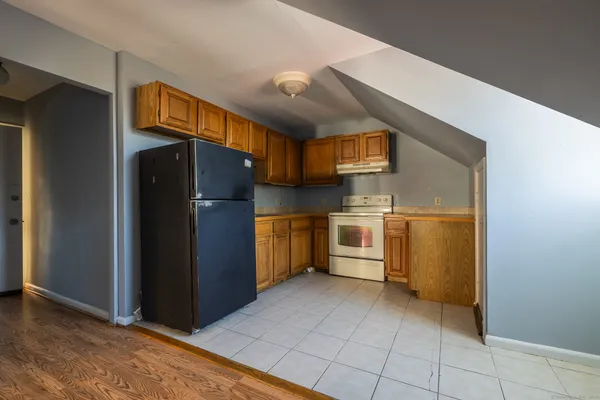 $1,450 | 56 Park Avenue, Unit 301, Bridgeport, CT 06604
